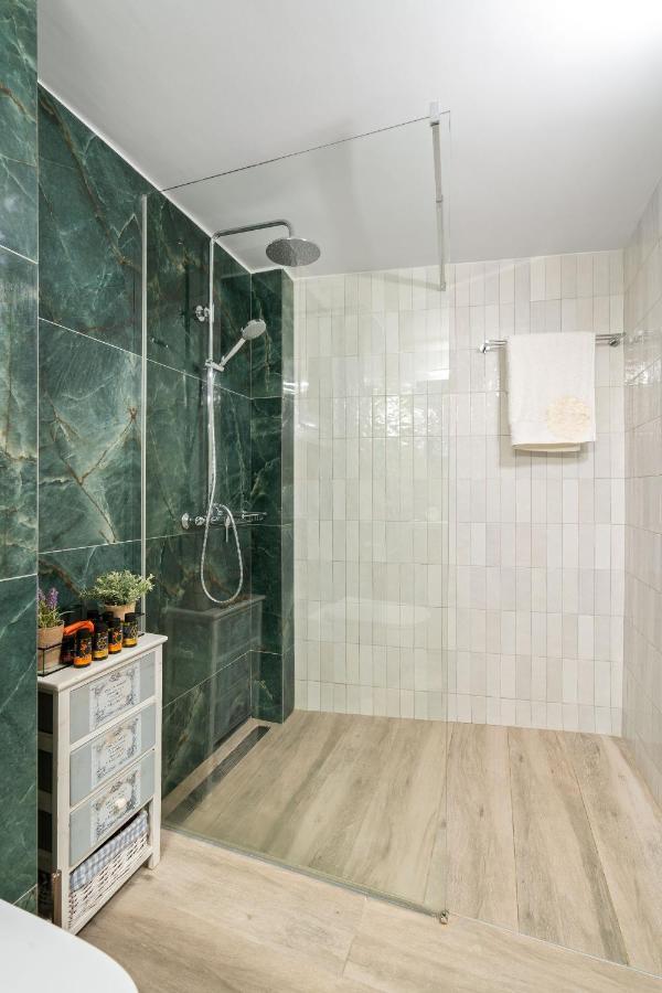 Georginas Home In City Center ハニア エクステリア 写真